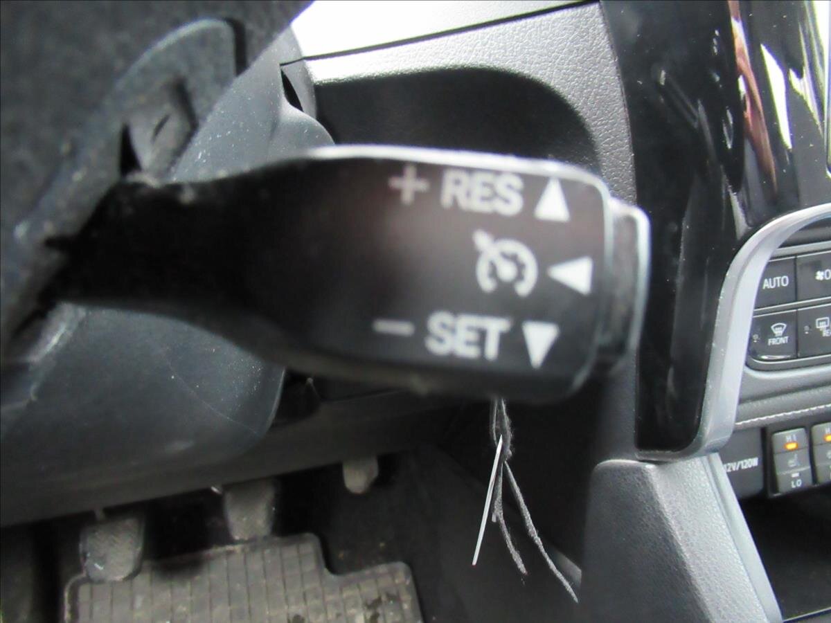 Toyota Corolla Sedan 1,6 l 97 kw