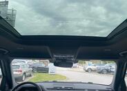 Land Rover Defender 21