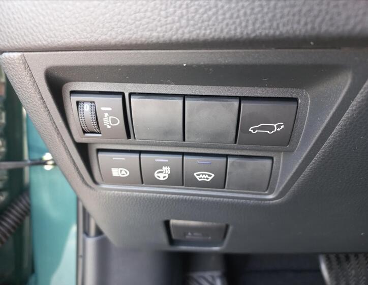 Toyota Yaris Cross 24