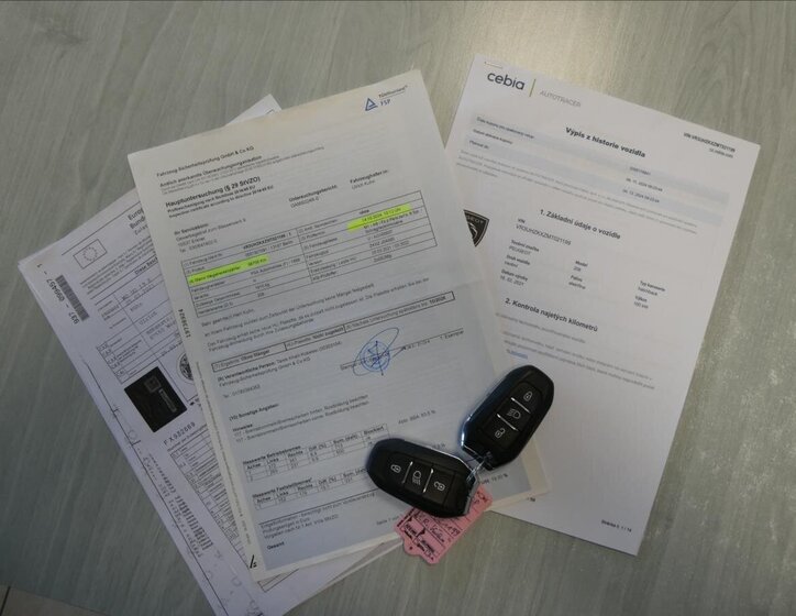 Peugeot 208 Hatchback 0,0 100 kw