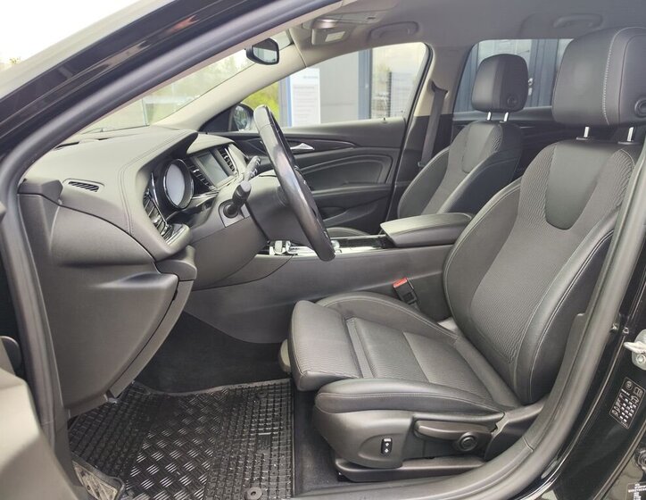 Opel Insignia Kombi 2,0 l 125 kw