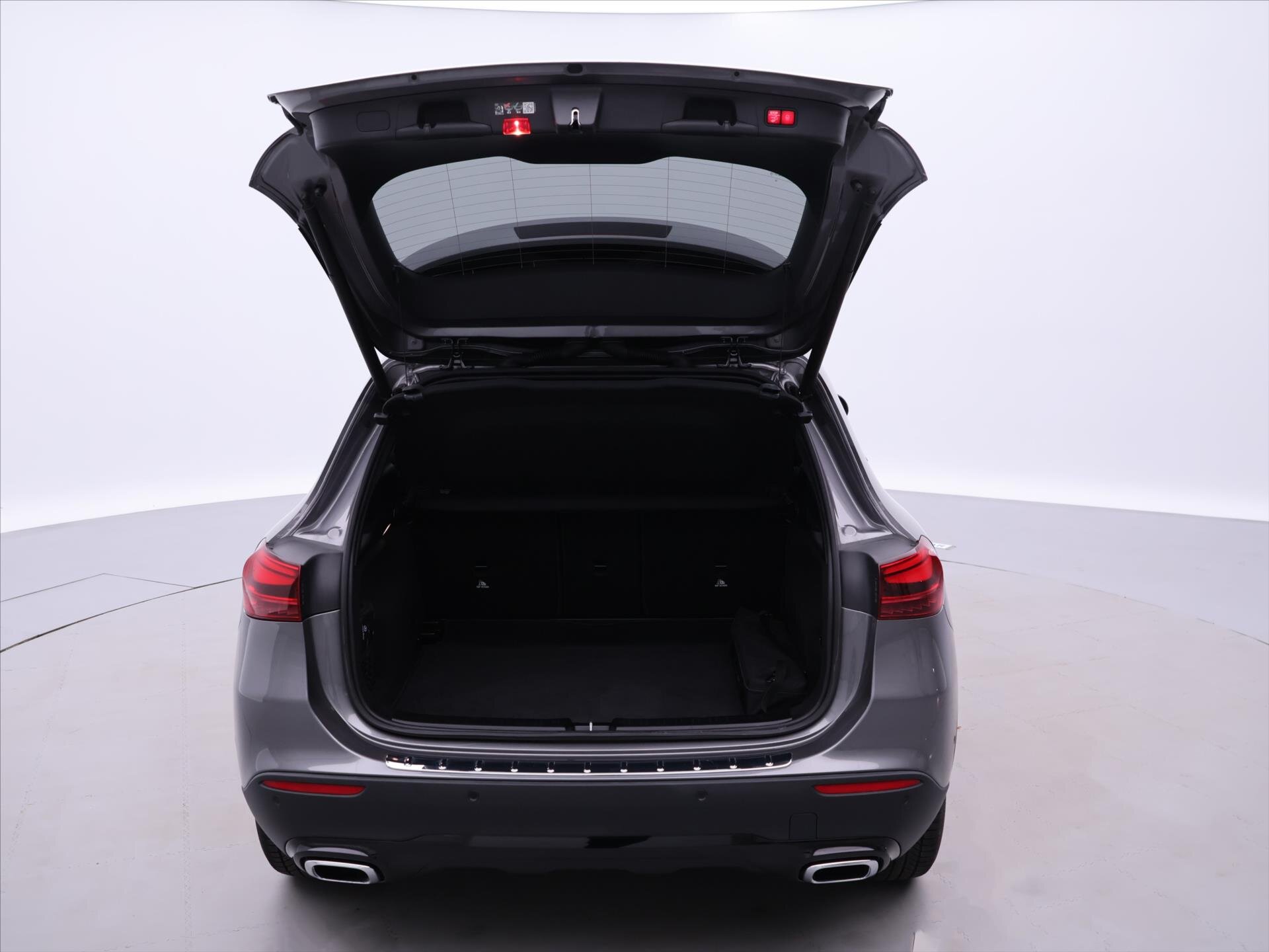 Mercedes-Benz GLA SUV / Terénní 2,0 l 165 kw