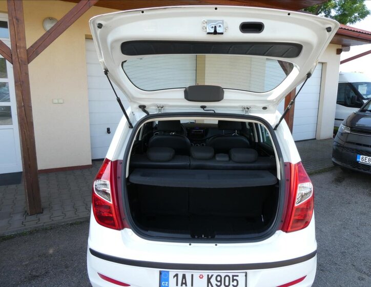 Hyundai i10 Hatchback 1,1 l 51 kw