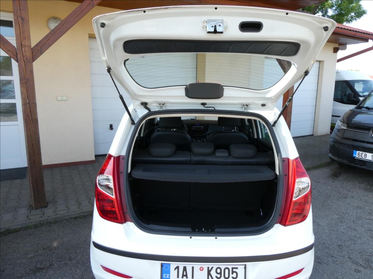 Hyundai i10 Hatchback 1,1 l 51 kw