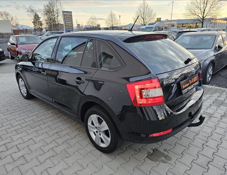 Škoda Rapid 8