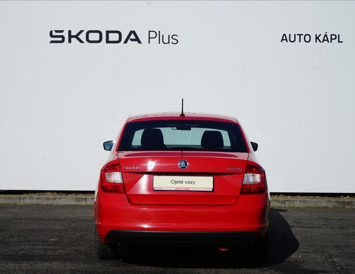 Škoda Rapid Sedan / Limuzína 1,2 l 81 kw