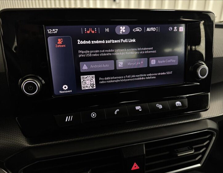 Seat Leon Hatchback 1,5 l 96 kw