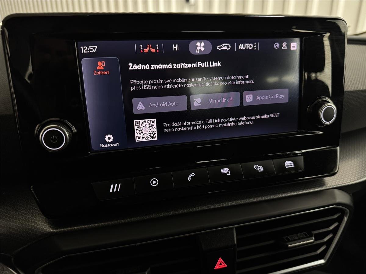 Seat Leon Hatchback 1,5 l 96 kw