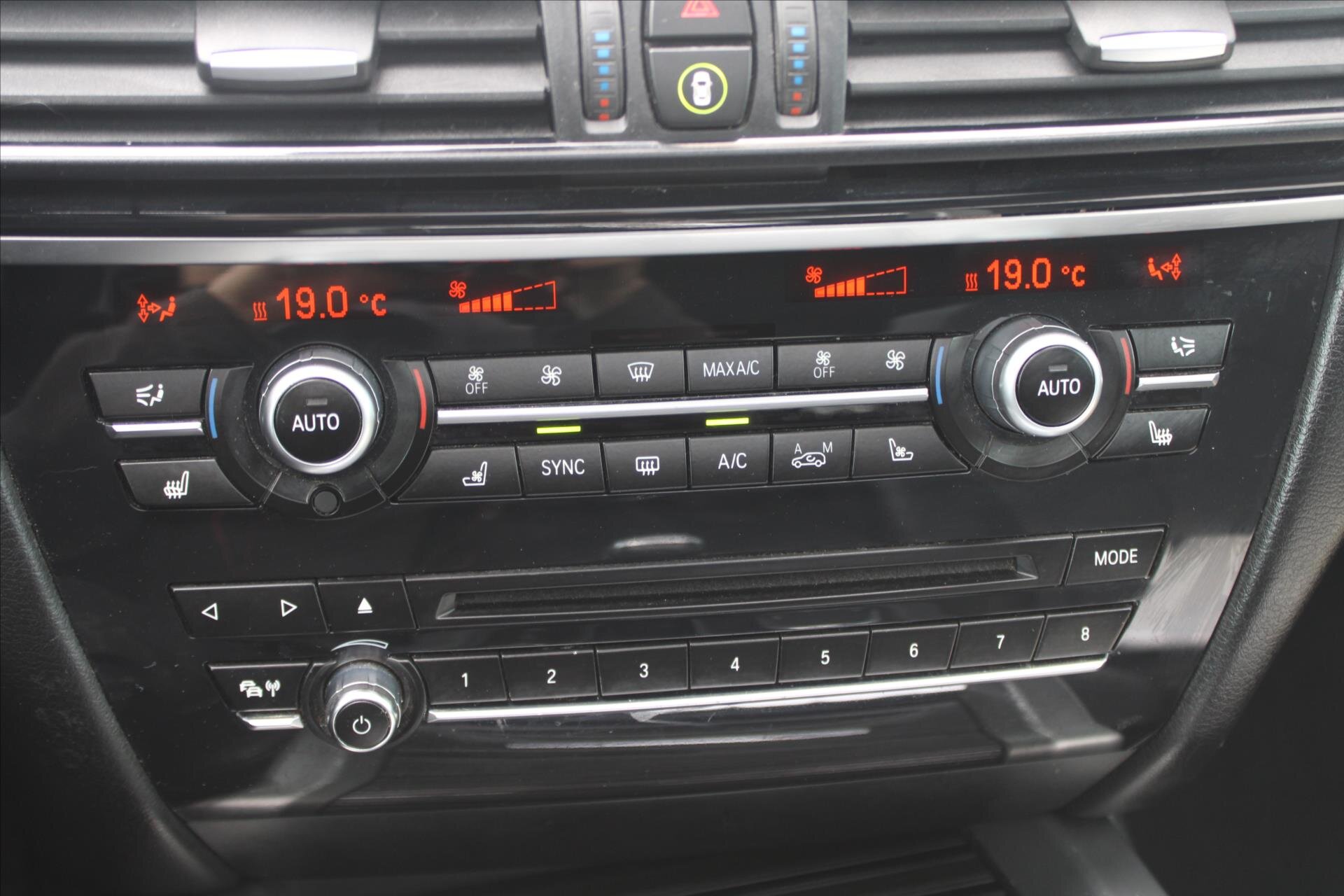 BMW X5 SUV 3,0 l 280 kw