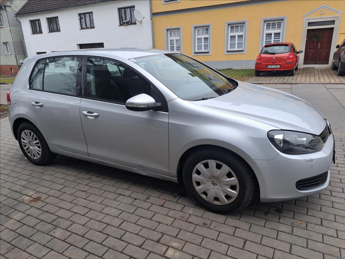 Volkswagen Golf Hatchback 1,6 l 66 kw