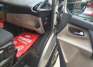 Ford Tourneo Custom Kombi 2,2 l 92 kw