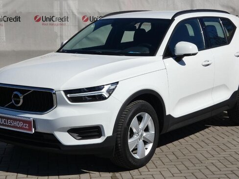 Volvo XC40 SUV / Terénní 1,5 l 95 kw