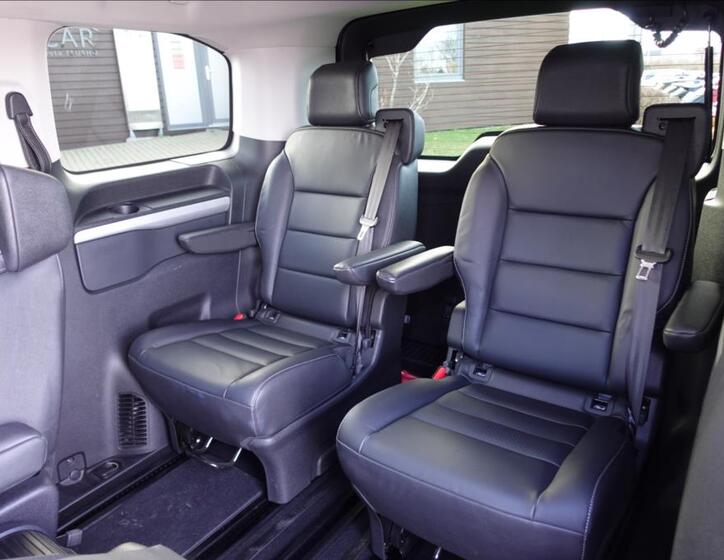 Toyota ProAce Verso 12