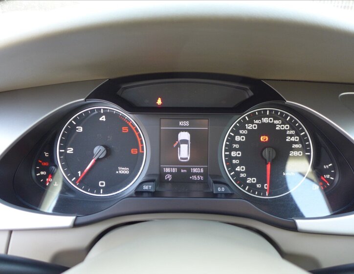 Audi A4 Kombi 2,0 l 105 kw