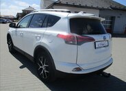 Toyota RAV4 SUV 2,5 l 145 kw