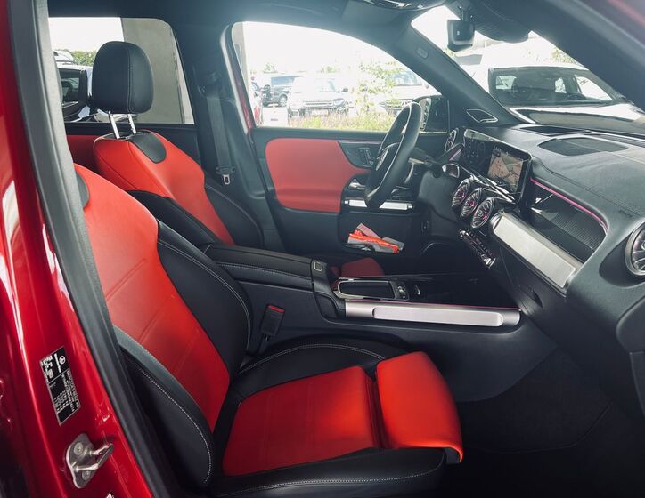 Mercedes-Benz GLB 17