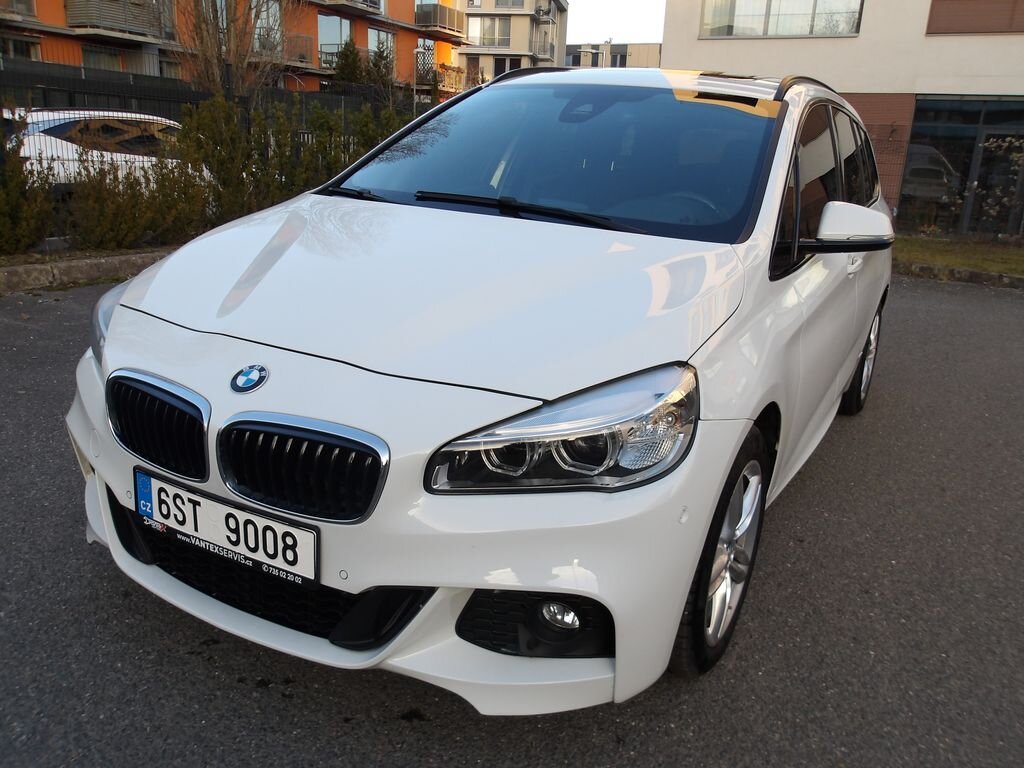 BMW Řada 2 Kombi 2,0 l 141 kw