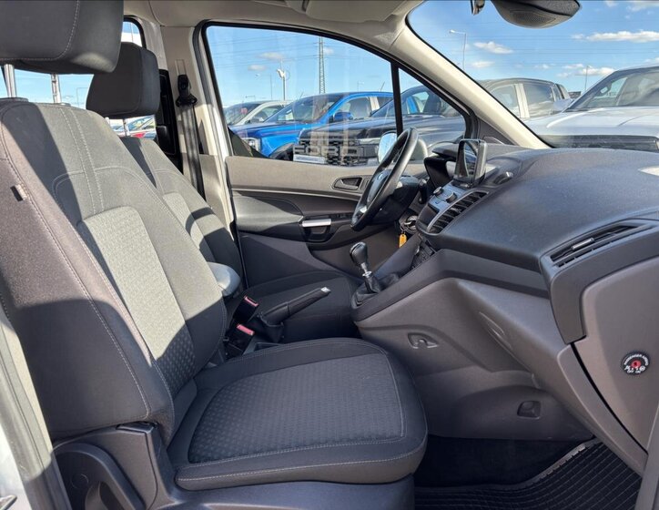 Ford Transit Connect 19