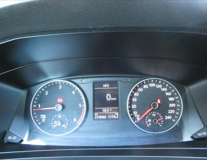 Volkswagen Multivan 34