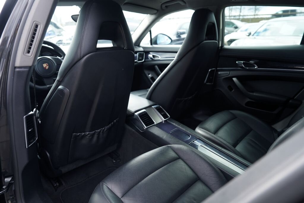 Porsche Panamera Sedan 3,6 l 220 kw