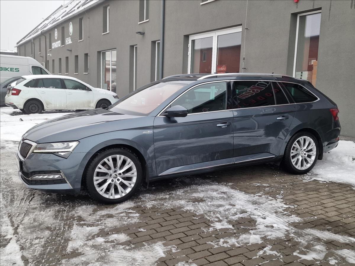 Škoda Superb Kombi 2,0 l 140 kw