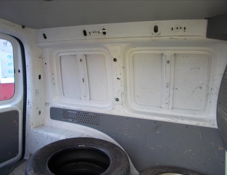 Volkswagen Caddy Ostatní 2,0 l 51 kw