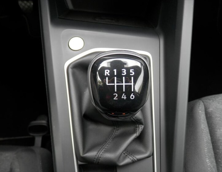 Volkswagen Golf Hatchback 1,5 l 110 kw