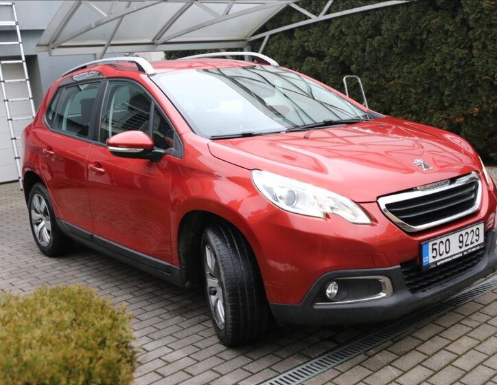 Peugeot 2008 7
