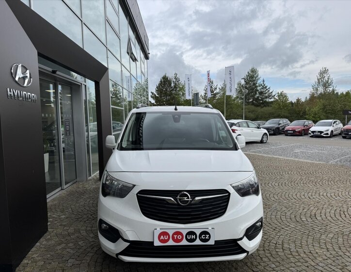 Opel Combo MPV 1,5 l 96 kw