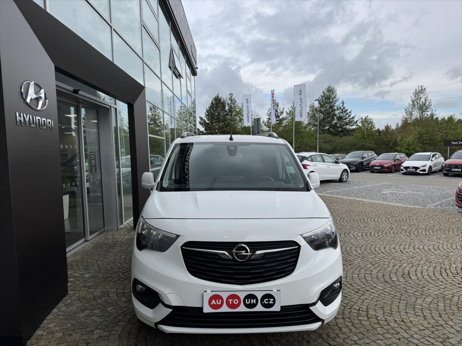 Opel Combo MPV 1,5 l 96 kw