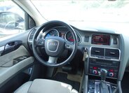 Audi Q7 SUV / Terénní 4,2 l 257 kw