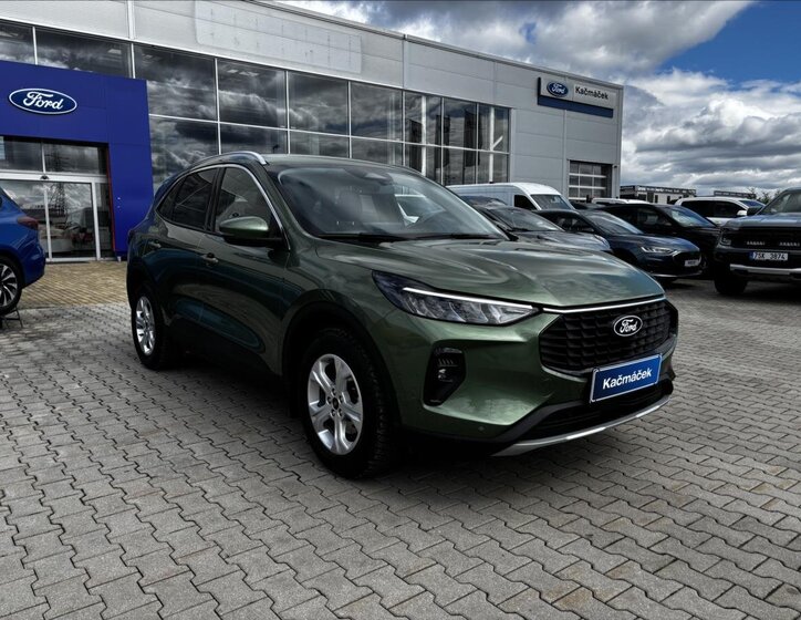 Ford Kuga SUV / Terénní 1,5 l 137 kw
