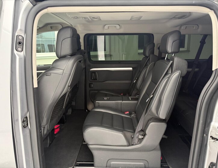 Toyota ProAce VAN-Minibus 2,0 l 130 kw