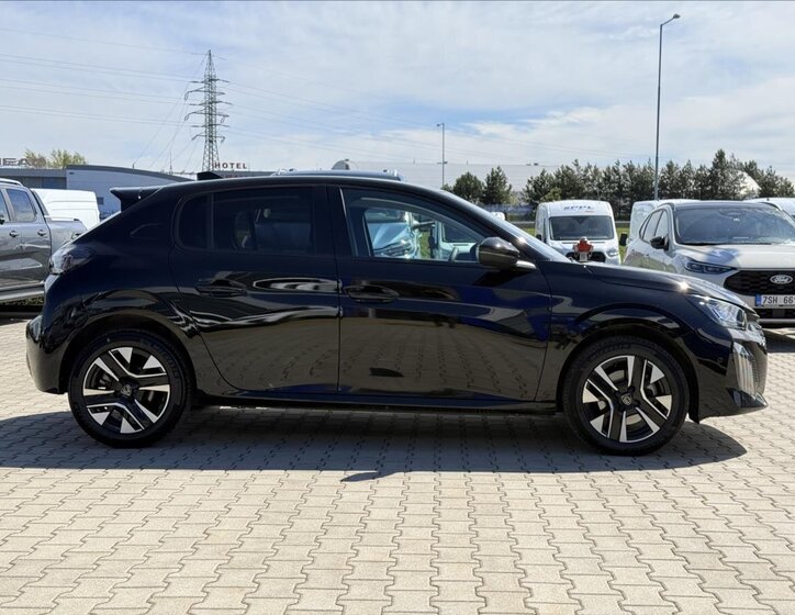 Peugeot 208 Hatchback 1,2 l 74 kw