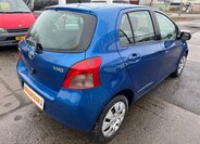 Toyota Yaris Hatchback 998,0 51 kw