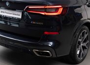 BMW X5 SUV 4,4 l 390 kw