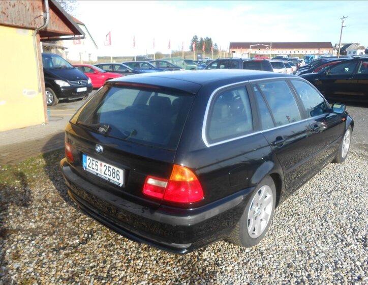 BMW Řada 3 6