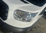 Ford Transit 8