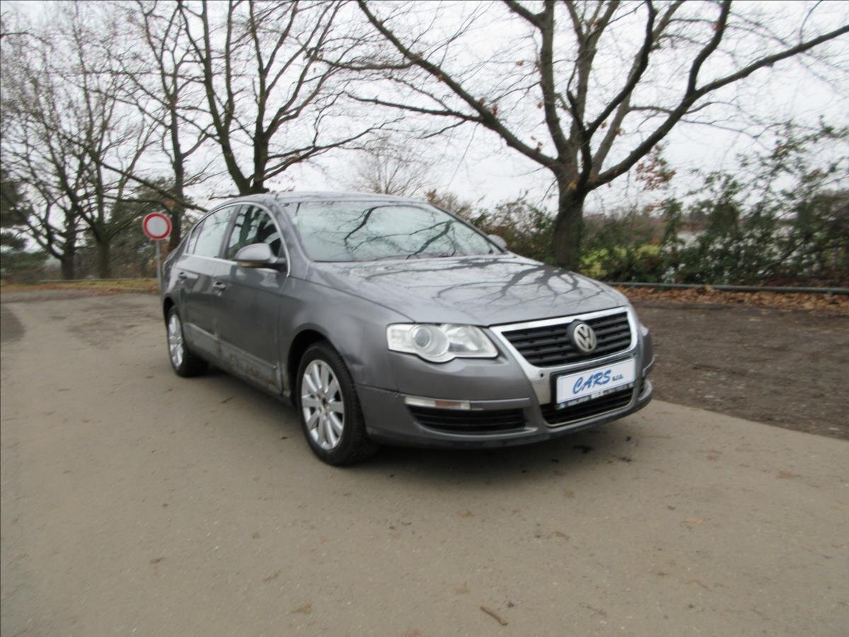 Volkswagen Passat Sedan 2,0 l 103 kw