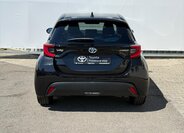Toyota Yaris 5
