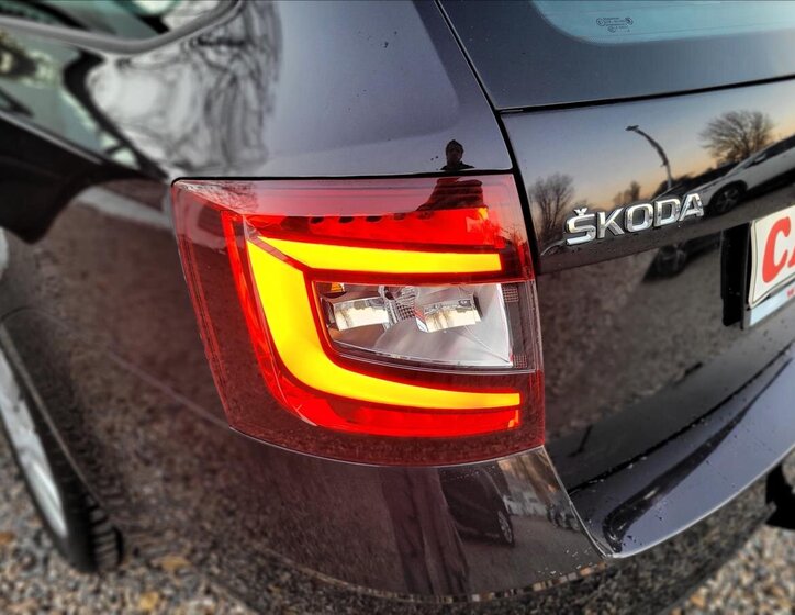 Škoda Octavia Kombi 999,0 85 kw
