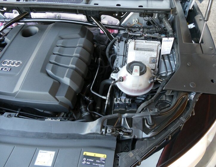 Audi Q5 SUV / Terénní 2,0 l 120 kw