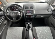 Suzuki SX4 Hatchback 1,6 l 88 kw
