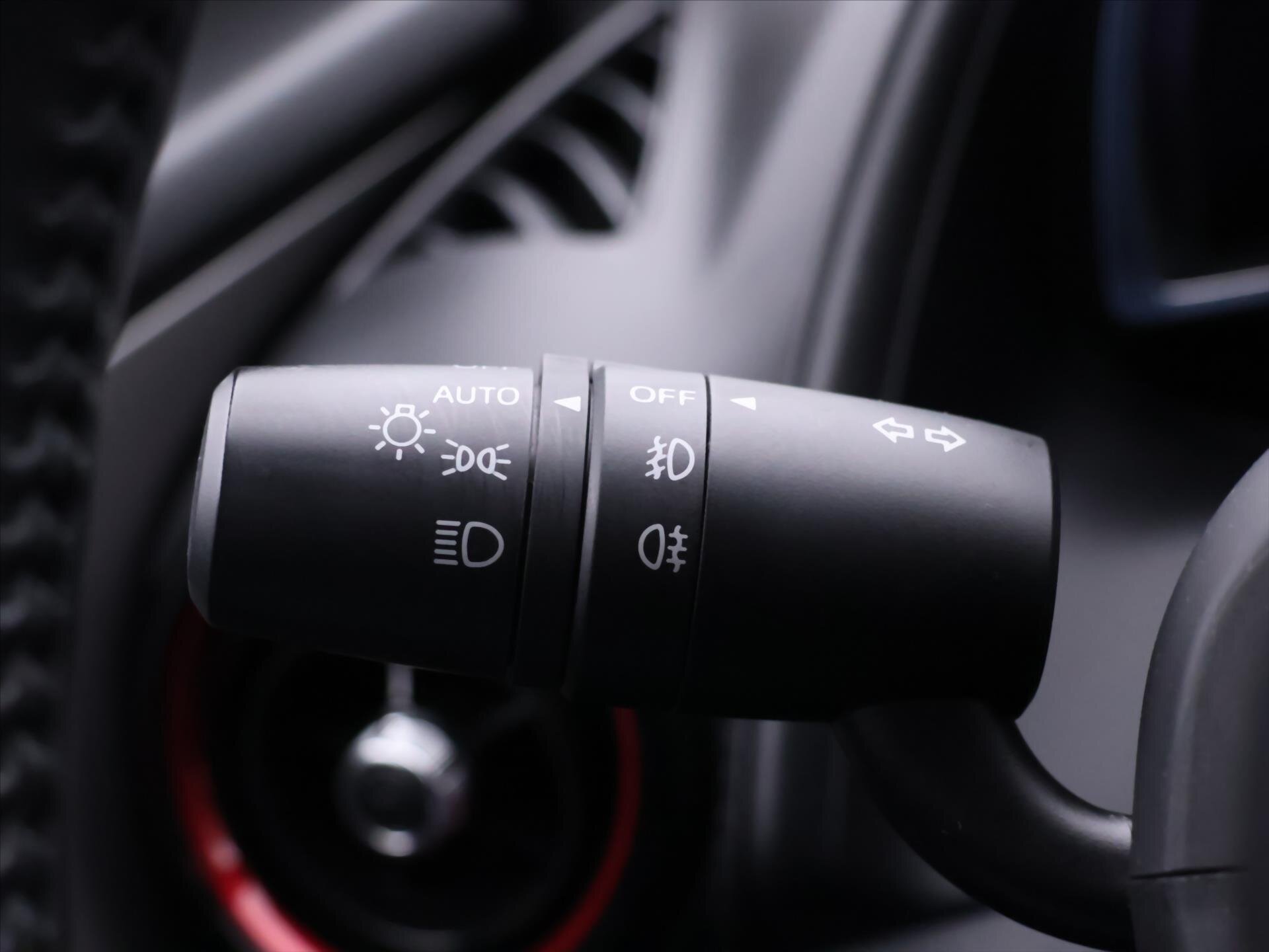 Mazda CX-3 SUV / Terénní 2,0 l 110 kw