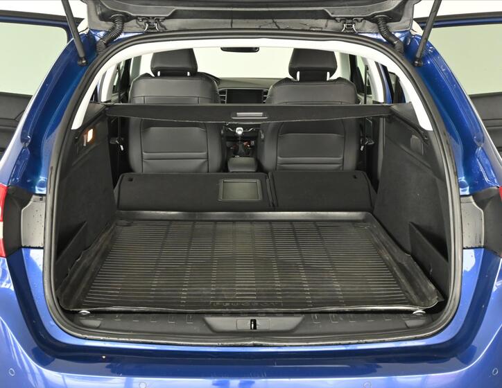 Peugeot 308 7