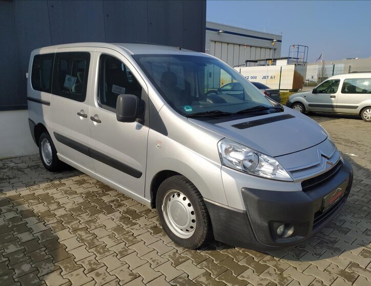 Citroën Jumpy Kombi 2,0 l 72 kw