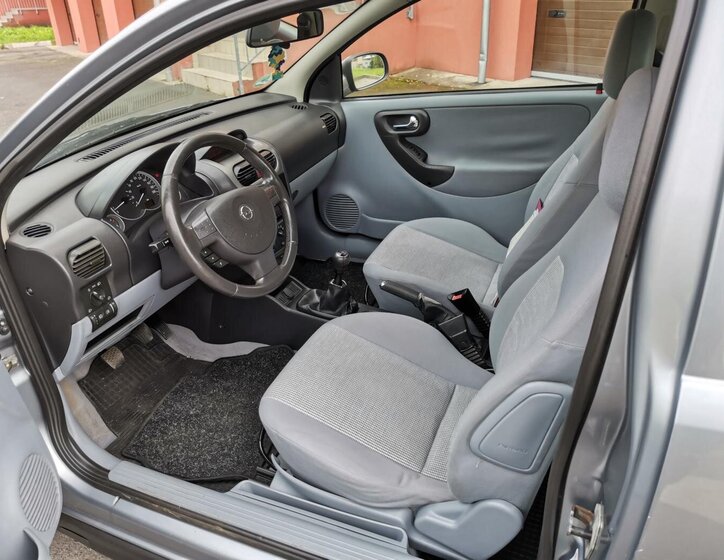 Opel Corsa Hatchback 1,7 l 74 kw