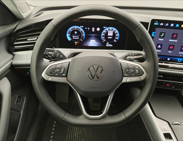 Volkswagen Passat 16