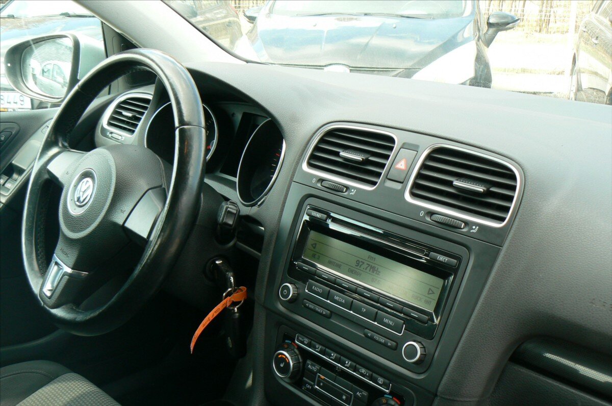 Volkswagen Golf Hatchback 1,4 l 90 kw