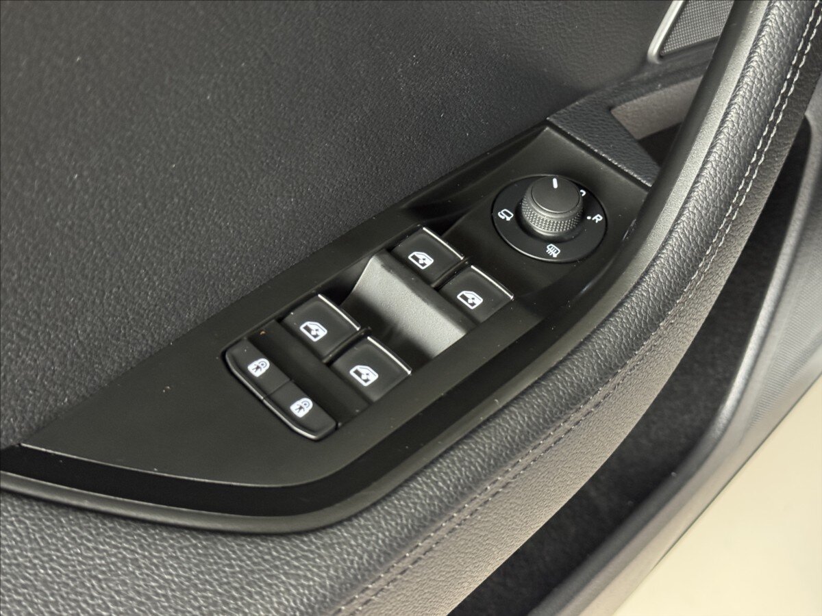 Škoda Superb Kombi 1,4 l 160 kw